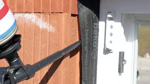 Fensterfolie 70 mm - ein- und wechselseitig klebend für Innen und Außen 50mtr. Rolle